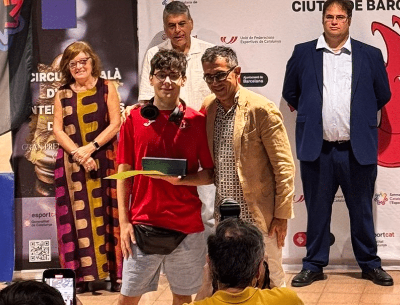 Roger Blasco classificat 3r grup C al torneig de Sants 2025